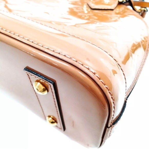 Louis Vuitton Bag- Alma BB Beige Vernis - Picture 3 of 15